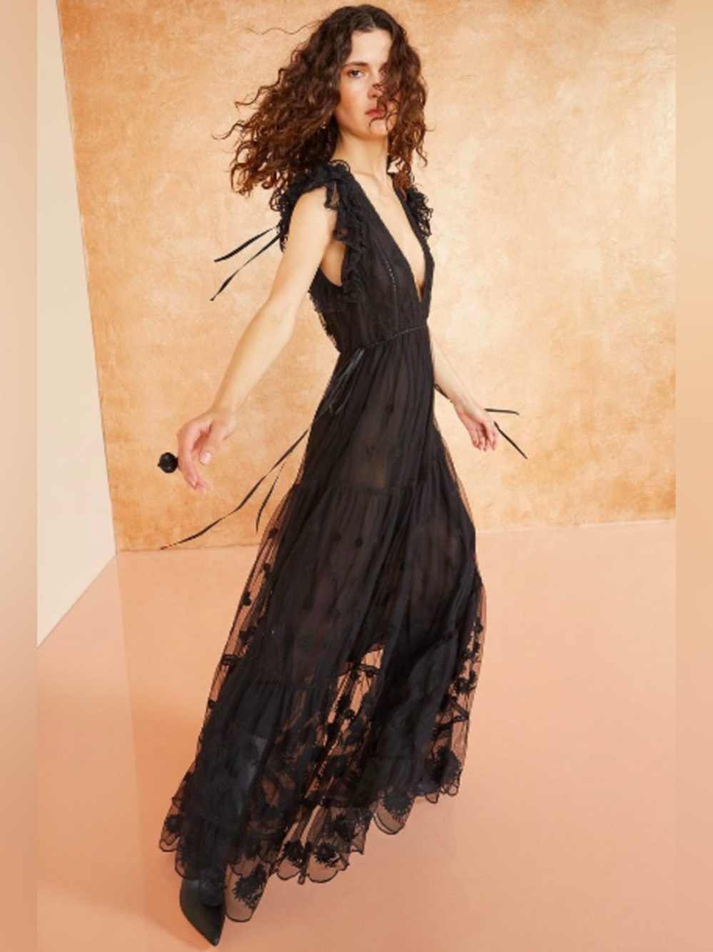 Ulla Johnson Fifi Floral Embroidered Tulle Dress Low neck Tiered skirt Romantic